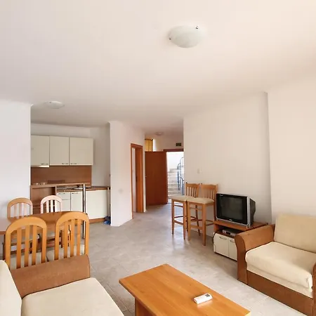 Vega Village Aparthotel