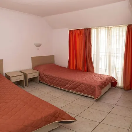 Aparthotel Vega Village