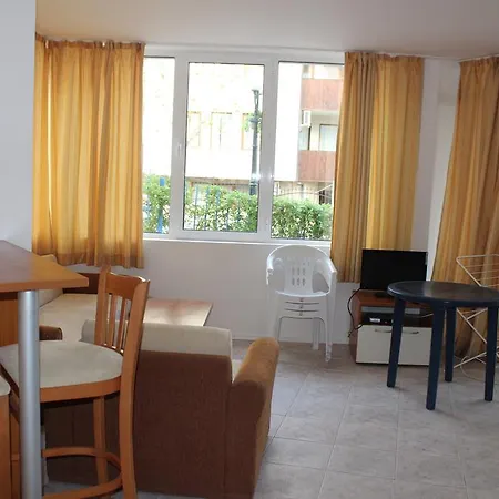Aparthotel Vega Village Sveti Vlas