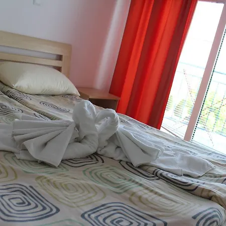 Vega Village Aparthotel 3*