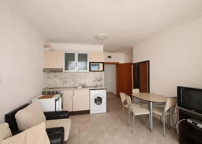 Vega Village Nyaraló Szveti Vlasz