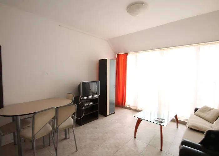 Nyaraló Vega Village Szveti Vlasz