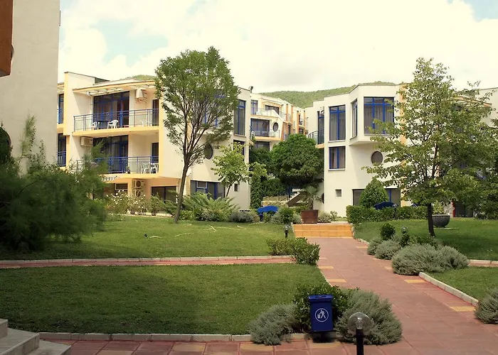 Vega Village Nyaraló *