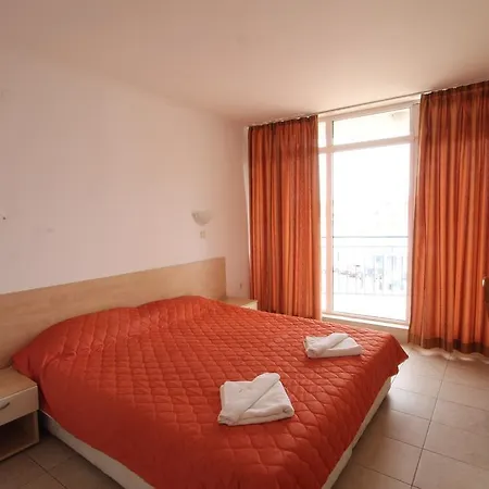 Vega Village 3* Święty Włas