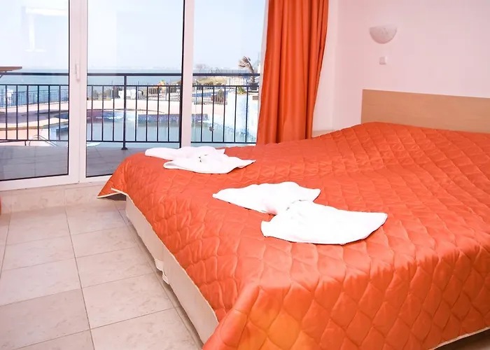 Hébergement de vacances Vega Village *